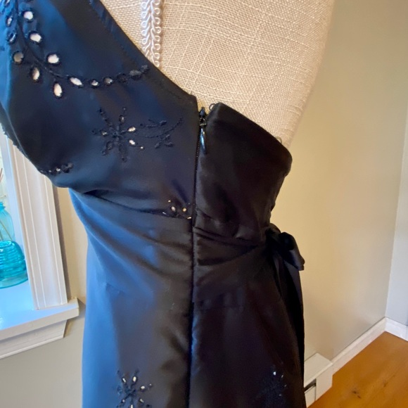 WHBM Dress Satin Halter Top Eyelet Lace Nude Lined Black Cocktail M 8 - Picture 9 of 15